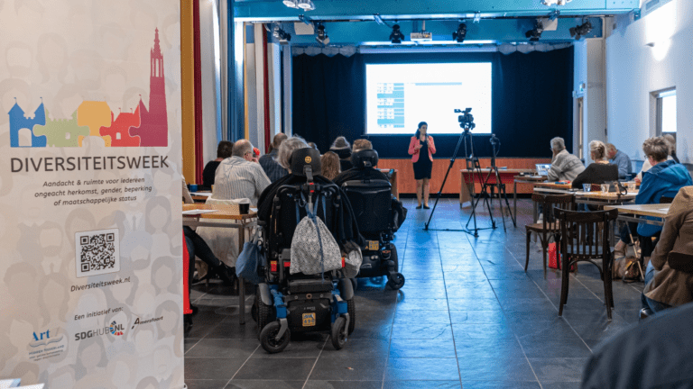 Diversiteitsweek: Toegankelijkheid voor mensen met beperking centraal in debat 'Welkom in Amersfoort'